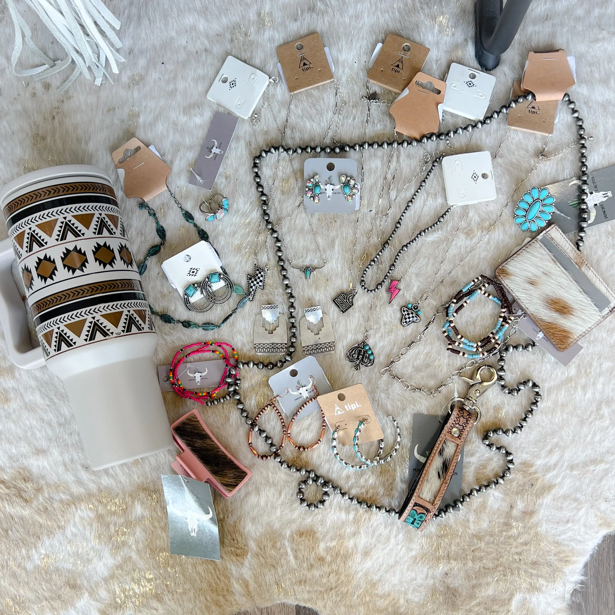 Western 40oz Tumbler & 15+ Boutique Jewelry & Fashion Accessories Bundle