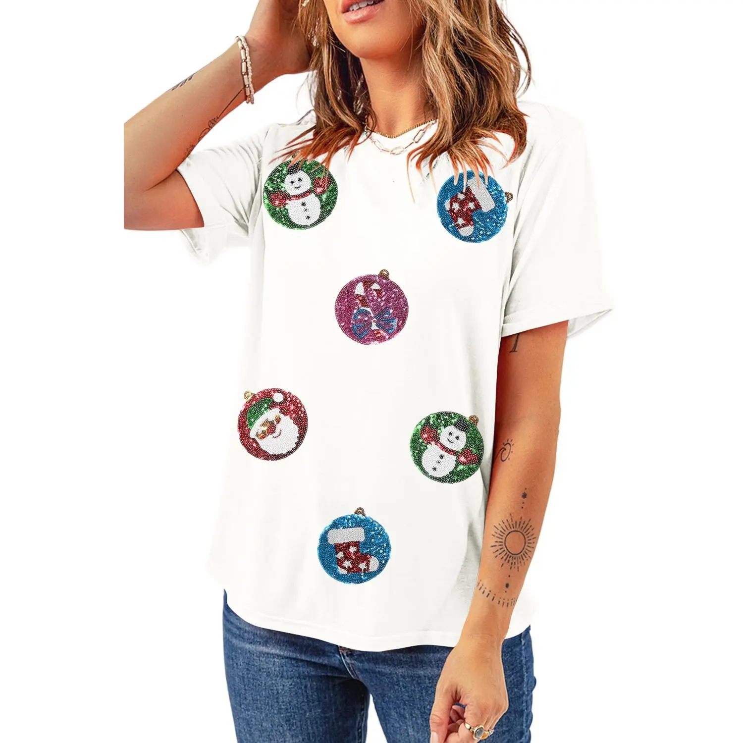 Women's White Sequin Patterned Christmas Light Patch Round Neck Tee