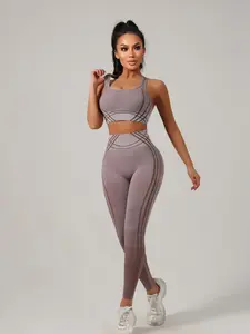 Seamless Fitness Set, Backless Sports Bra + High-Waisted Ombre Yoga Pants, Casual All-Season Workout, Comfortable and Stylish