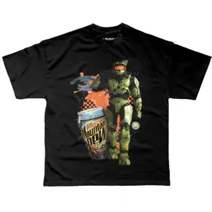 < Halo> Master Chief x Energy Drink T-Shirt, Game T-Shirt, Gift T-Shirt, Unisex Retro Graphic T-Shirt, Gothic Grunge Y2K Emo Scene Friendly and Painful Style Clothing, Unisex Streetwear