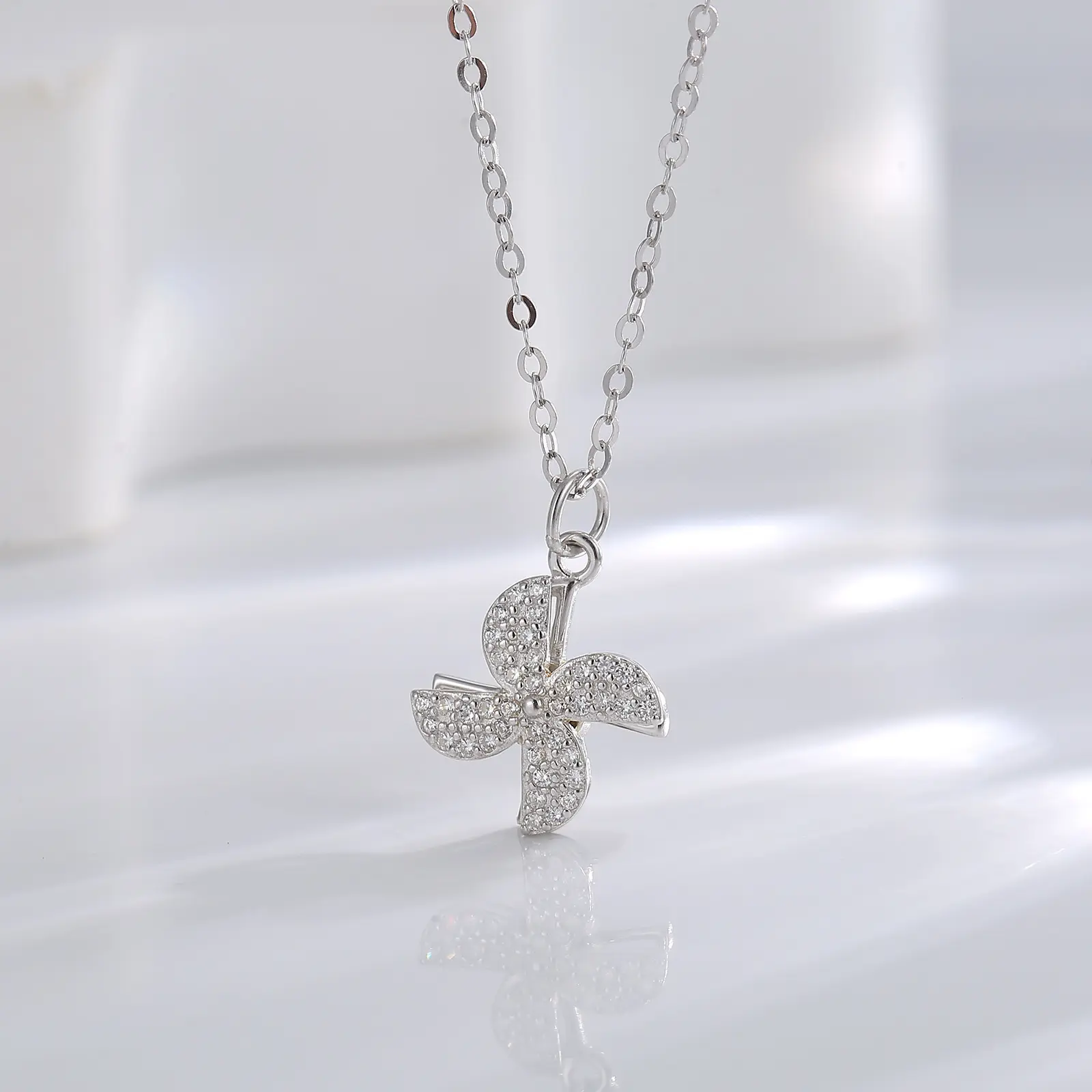 S925 Sterling Silver Spinner Necklace, Rotating Windmill Pendant, Dainty & Trendy, Minimalist Collarbone Chain, Eye-Catching Moving Charm, Perfect for Daily Wear & Gift