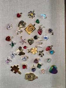 Random Pendant Necklace