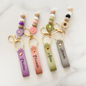 Custom Name Keychain,Personalized Daisy Keyring,Bag Charm,Car Key Accessory