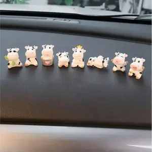 Cute Cow Design Car Ornaments, 8 Counts Mini Cartoon Cow Doll Sweet Furniture Ornament, Girl Car Accessories, Car Interior Decoration, Center Console Screen Decoration, Summer Home Decor