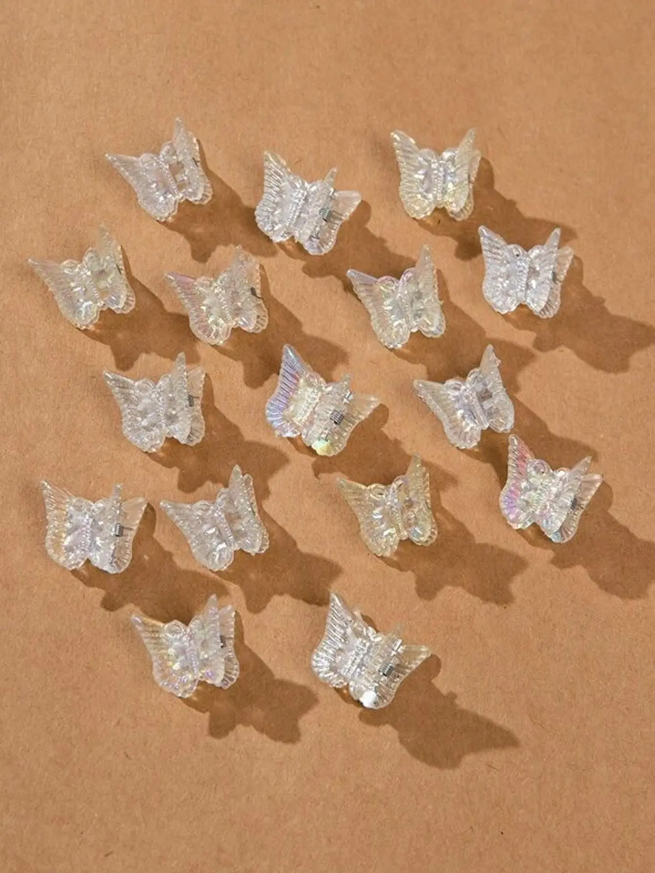 16pcs Fashionable Plain Color Butterfly Design Plastic Clip in Claw Hair Claws, Daily Casual Versatile Hair Accessories for Women