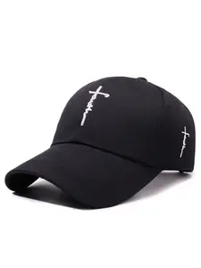Unisex Baseball Hat with Cross Stitch Design, Fashionable Outdoor Cap for All Seasons, Cute Heart Pattern, Perfect for Men and Women