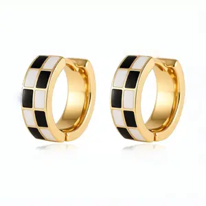 Black and White Checkerboard Hoop Earrings for Women | 14K Gold Plated Retro Plaid Huggie Hoops | Trendy Y2K Aesthetic Checker Pattern Small Hoops | Hypoallergenic Dainty Jewelry Gift 2026 Surgical Steel Stud Set aretes elegantes party lightweight