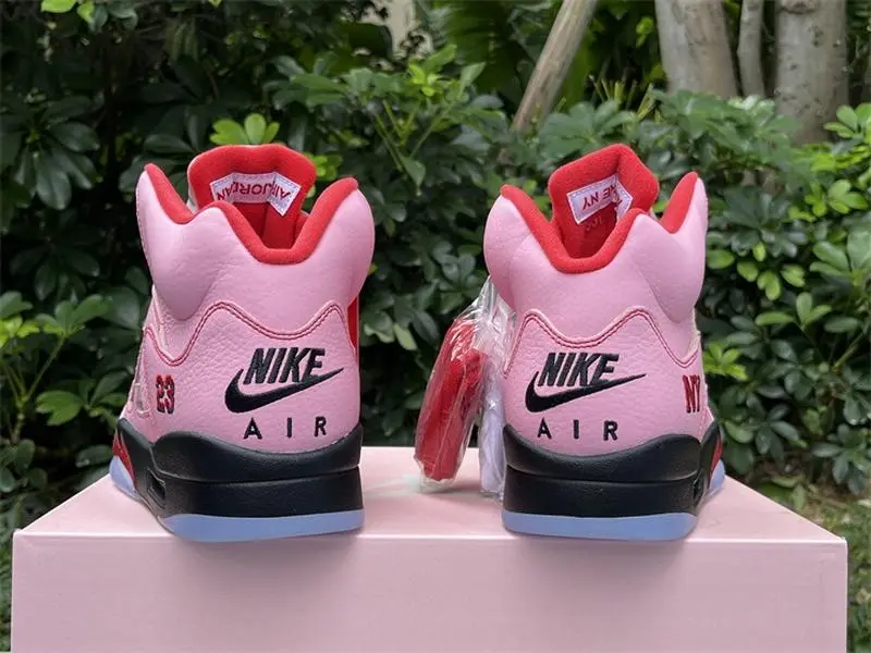 Sakura Pink Grain Soft Leather Hollow Grid Breath Pink Woven Laces Red Embroidery Ice Shock-Absorb Mid Trainers