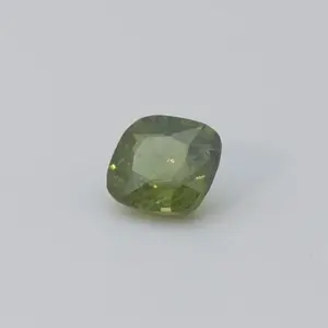 1.1ct Green Peridot SI1 Asscher Shape (5.8x5.7x3.4 mm) Unheated gemstone from Sri Lanka
