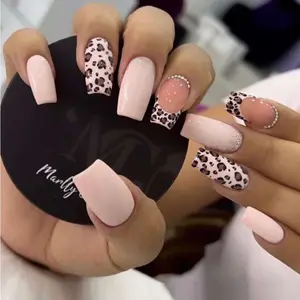 Manly Pink Cheetah Print Nail Set with Elegant Rhinestone Accents and Soft Pink Base for Stylish Manicures