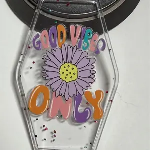 Retro Motel keychain "Good vibes only"