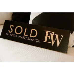 Rectangle Shaped Sign "Sold" with logo