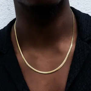South Beach Cuban™ Chain in Yellow Gold- 5mm South Beach Cuban™ Chain in Yellow Gold- 5mm