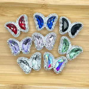 Elegant Fancy Butterfly with Stone Center 25x22mm Elegant Fancy Butterfly with Stone Center 25x22mm
