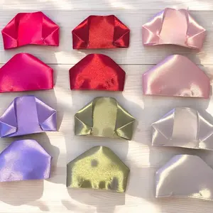 100 Premade Ribbon Rose Petals for Making Eternal Bouquets / petalos de liston para flores eternas 100 Pack Pre-fabricated ribbon Rose petals to make Eternal Roses Pétalos de listón satinado