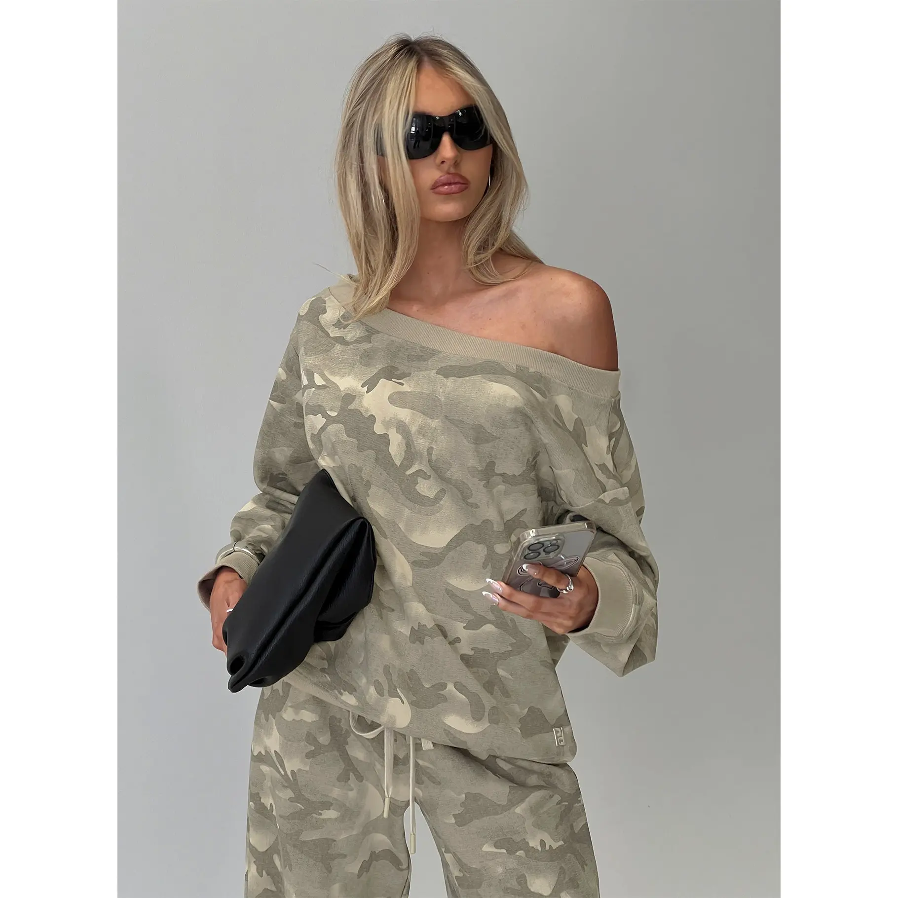 Wellness Off The Shoulder Jumper Washed Camo