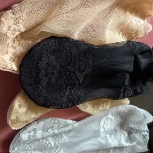 Women's Floral Lace Scallop Ankle Socks, Soft Breathable Comfortable Socks, Ladies Sheer Socks for Summer, Breathable Comfy Socks