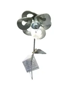 Metal Daffodil, Recycled Metal Daffodil, Steel Daffodil Sculpture, Welded Daffodil Art.