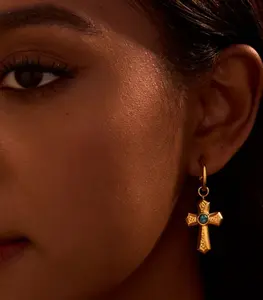 "Turquoise Cross" C-Shaped Hoop Earrings—featuring an embossed cross pendant inlaid with turquoise, an accessory with a vintage American aesthetic earring women Jesus