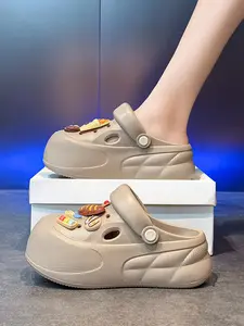 Women's Thick Sole Garden Shoes with Cute Accessories, Comfortable Soft Sandals for Summer, Fashion Design Beach Slippers, Open Toe Slippers, Lightweight Slippers