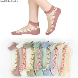 7 Pairs Womens Sheer Floral Mesh Ankle Socks, Thin Transparent Y2K Ruffle Lace Hosiery, Aesthetic Kawaii Breathable Sock Set, Elegant Crew Socks for Lolita Dress Summer Vibes & Daily Gift