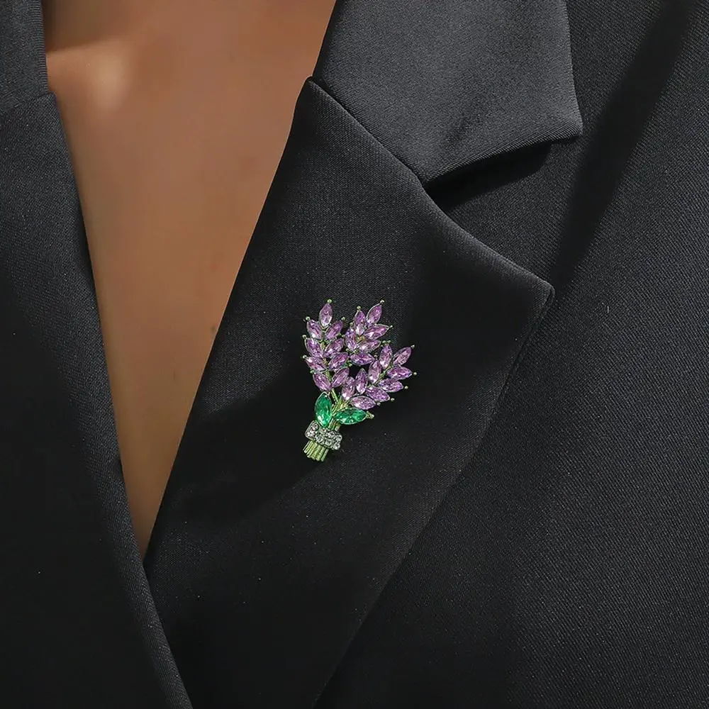Elegant Lavender Brooch Pins for Women Purple Rhinestones Bouquet Corsage Fashion Plant Brooches Party Jewelry Accessories Gifts