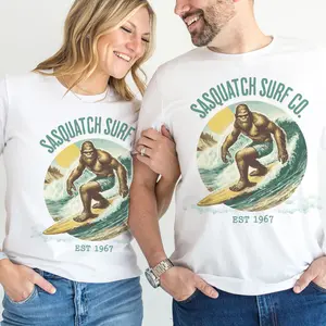 Vintage Sasquatch Surf Co Graphic Tee Summer Beach Surfing Bigfoot Tshirt Unisex Casual Ocean Vacation Top