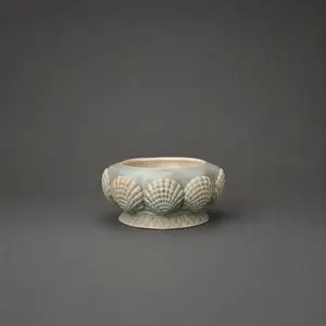 Sea Shell Bowl - Stylish Home Decor Statue, Accent Piece for Home Use