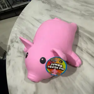 Jumbo Squishy Pig – Soft Stress Relief Squeeze Toy