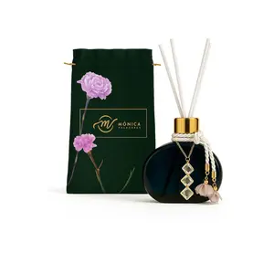 Luxury Home Fragrance Kit Old Misk Floral Reed Diffuser & Soy Candle Aromatherapy Gift Set for Relaxation & Elegant Home Decor