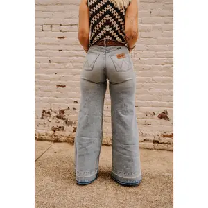 Final Sale ✨ Wrangler Punchy Frayed Wide Leg Jeans