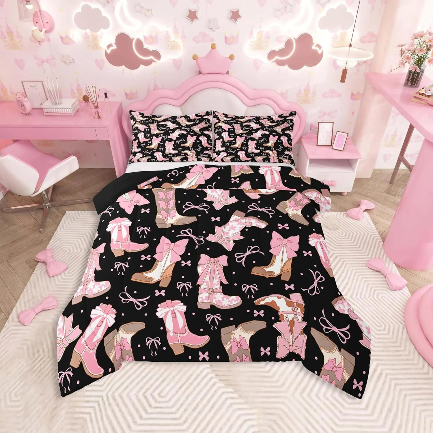 Feelyou Girly Cowgirls Cowgirl Theme Microfibre Duvet Set - Multi-Size Bed Cover Set, Comfy Breathable Black Pink Western Decor Digital Print with Cowboy Boots, Bowknot, Machine Washable (King, Queen; Ideal for Kids' Birthdays)