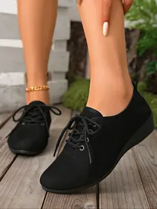 Women's Plaid Tie-Dye Slip-On Shoes, Casual Round Toe Low Heel Sneakers, All-Season Fashion Textile Footwear