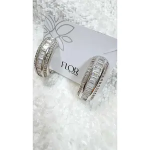 FLOR Medium Sized Hoops with Zircon - Nickel-Free 18k Gold Plated Earrings for Sensitive Skin Comfort