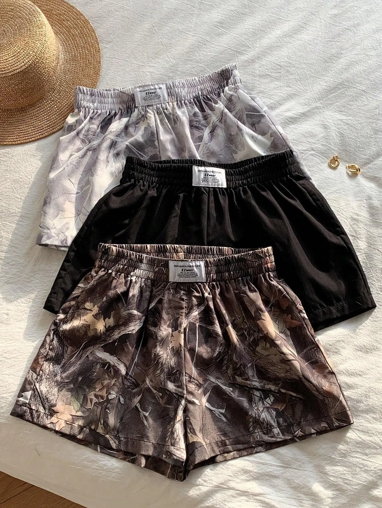 VYNCE Plus Size Shorts Comfortable Y2K Camo Tree Print Casual Holiday