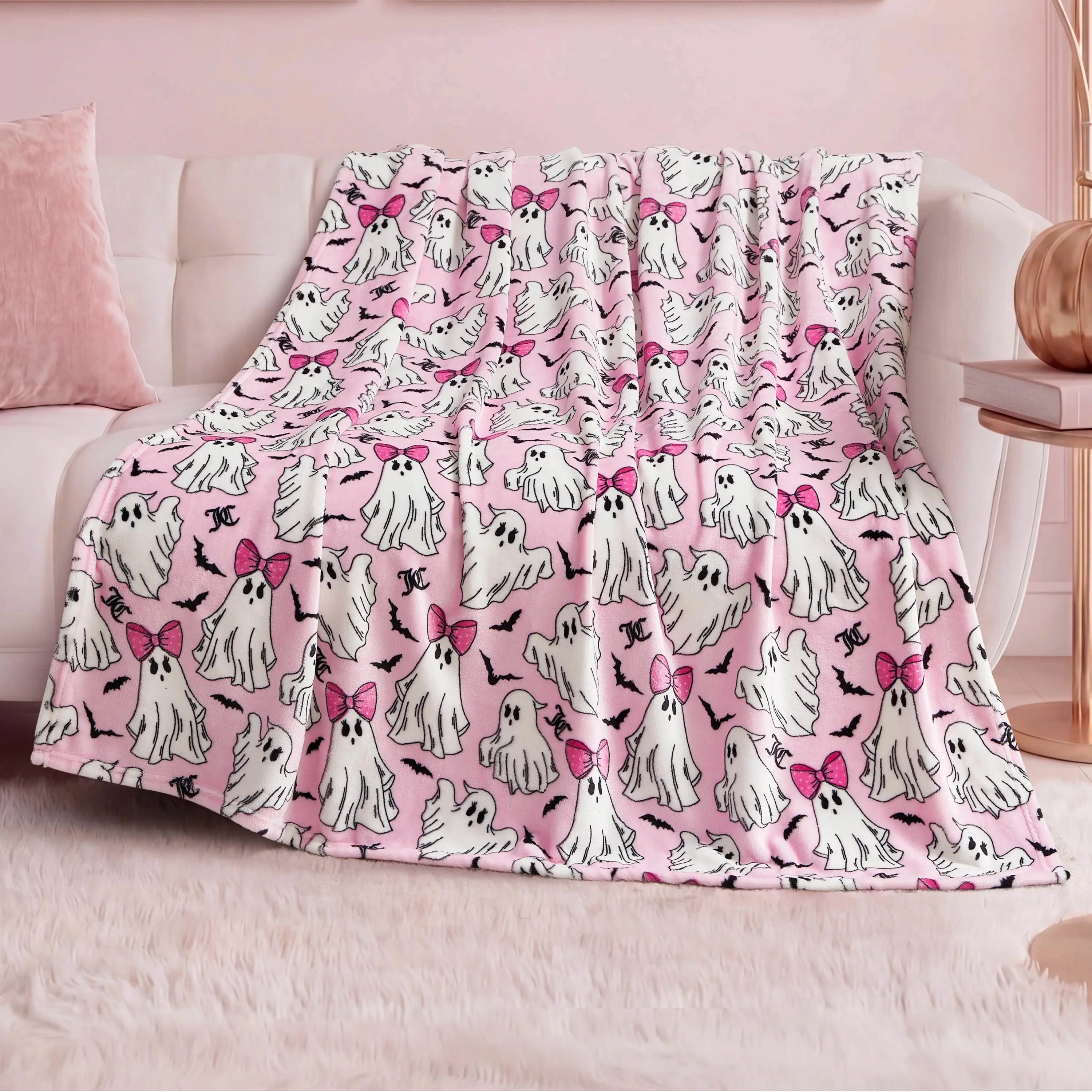 Pink Bow Ghost Halloween Flannel Blanket, Cute Ghost Pink Bow Bat Girly Spooky Print, Soft Warm Cozy Lightweight Decorative Throw, Perfect for Sofa Bedroom Girls Room Fall Decor, Sweet Holiday Gift for Girly Halloween Lovers