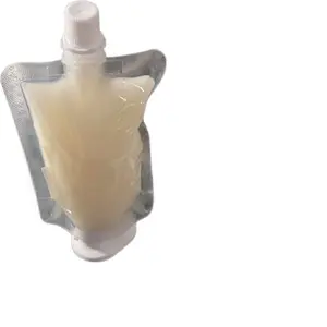 Strawberry & Leather squeezable wax