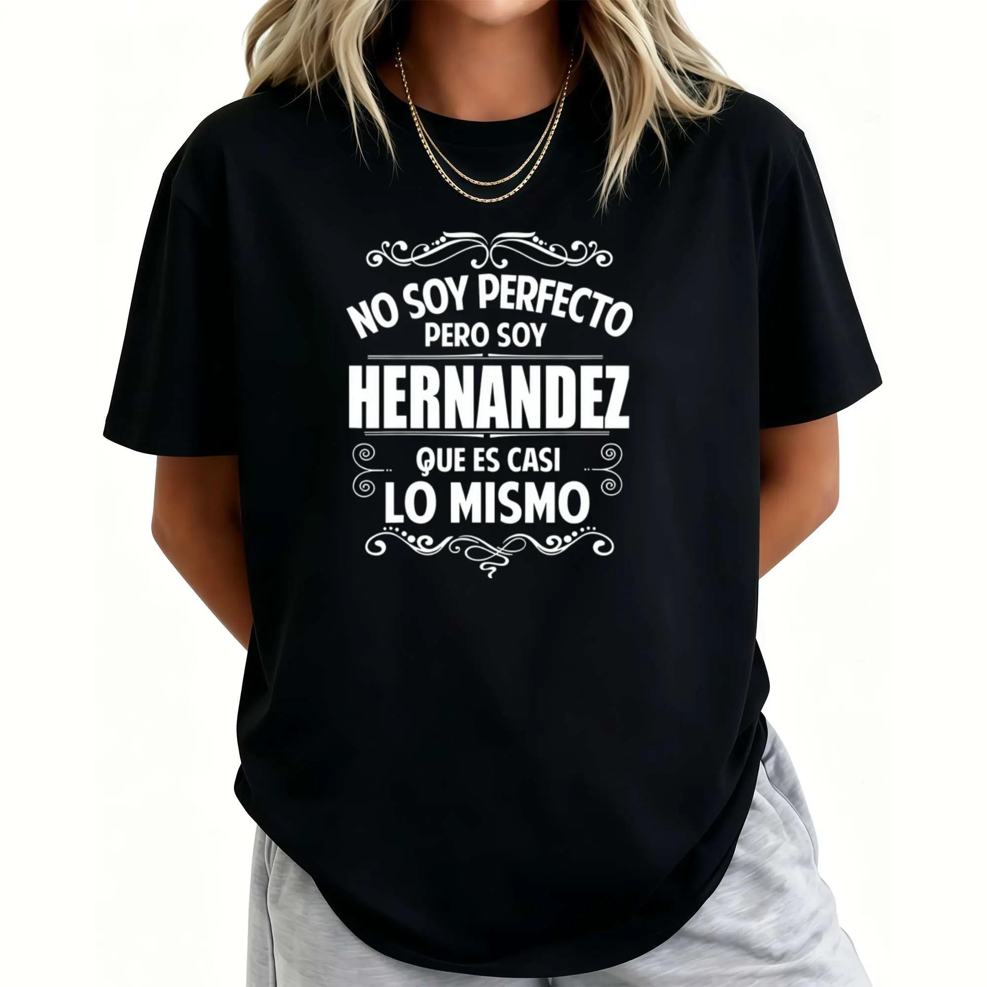 Women's Spanish Hernandez Family Pride T-Shirt - Vintage Mexican Slogan "No Soy Perfecto/No Soy Defecto" & "Hernandez" Name Print, Casual Short Sleeve Tee for Hernandez Last Name Outfits Crewneck Tshirt