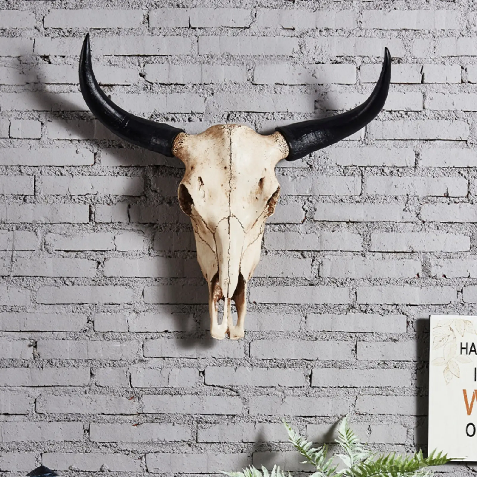 Artificial Bull Skull Wall Hanging Decoration, Resin Hanging Decor, Unique Home and Office Decor, Adds Fashionable Touch, Model Fznt-012901, Gift Item, Decoration Items