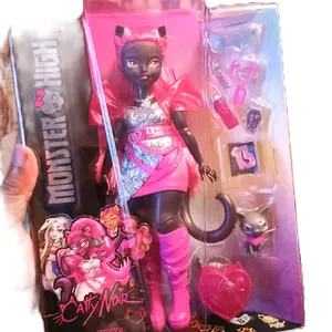 Monster High G3 Core Refresh Frankie Stein Fashion Doll, New 2024