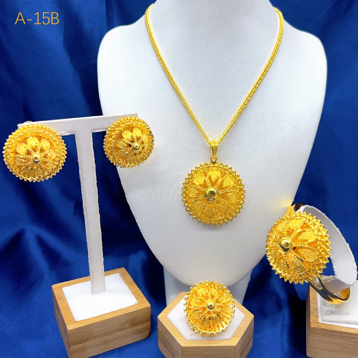 A 15B four piece set
