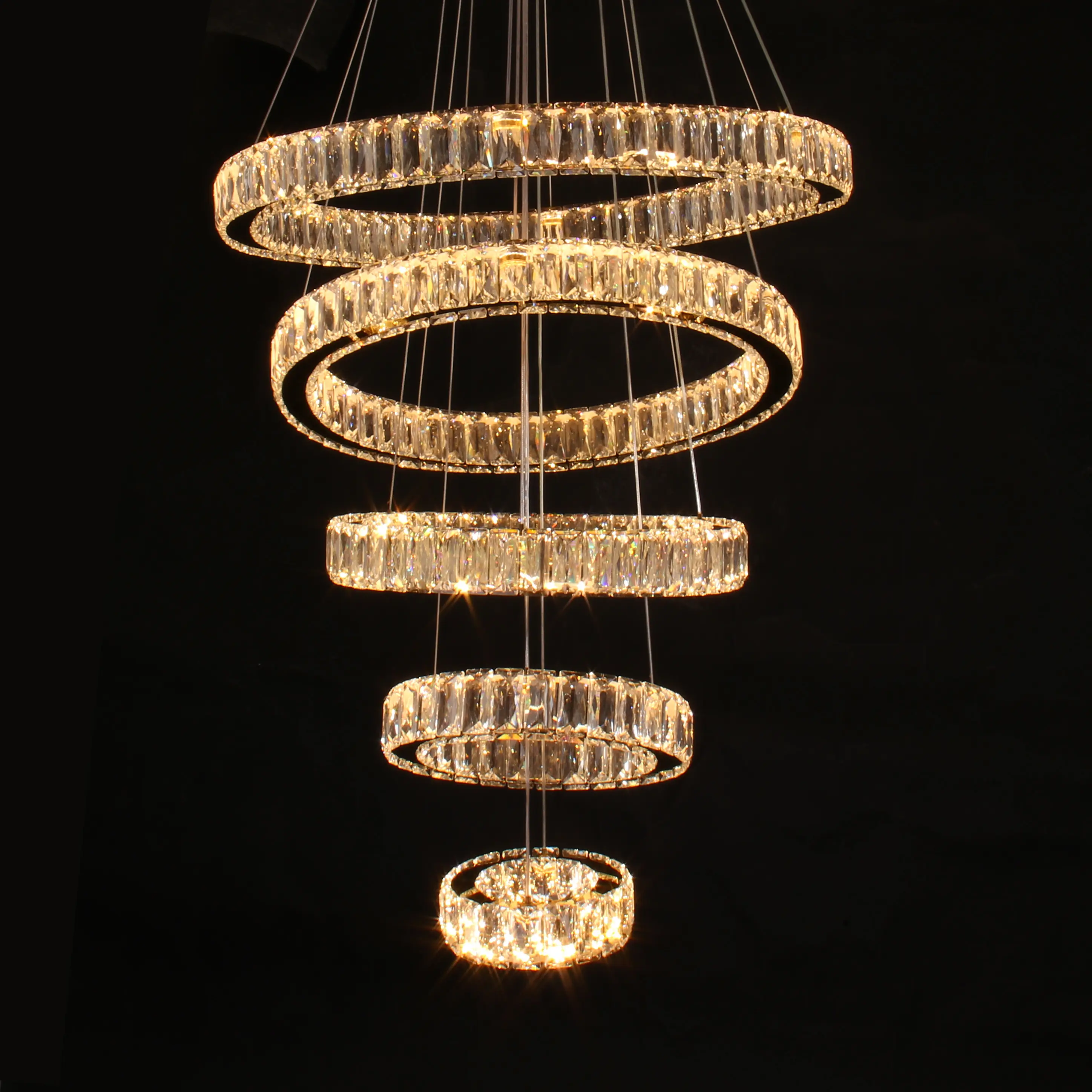 Luxury Modern 5-Ring Crystal Chandelier LED Pendant Light Round Ceiling Lamp for Living Room Bedroom Hotel Home Decoration QH-MP023