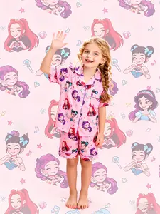 2-piece children's full body kpop magic version, star diamond note cartoon small character pattern printed short sleeved shorts, soft and comfortable top, small pocket lapel design, elastic waistband, home daily casual children's clothing sleepwear set