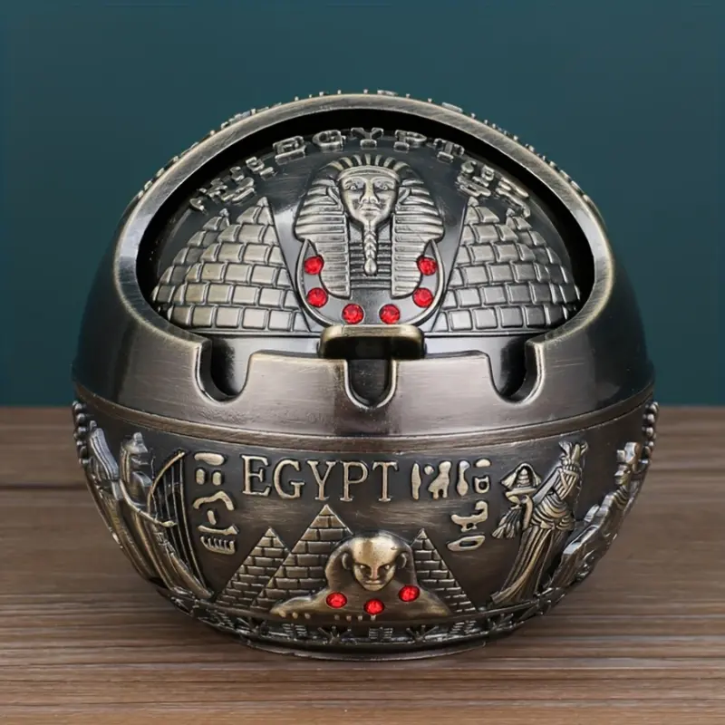 1pc Vintage Egyptian Pharaoh Pyramid Ashtray, Metal Round Home & Office Decorative Ashtray with Lid, Non-Slip & Splash-Proof Lighter