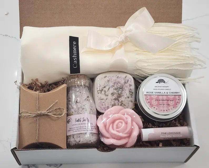 Cozy Gift Box, Holiday Gift Box, Cashmere Scarf Gift, Christmas Gift Basket, Birthday Gift Box, Spa gift box, Thinking of You Gift Box
