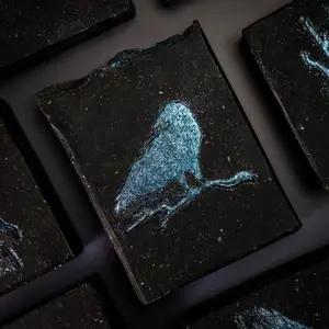 The Raven - Minty Tea Tree, Citron, and Mandarin Signature Body Soap Exfoliate Scent