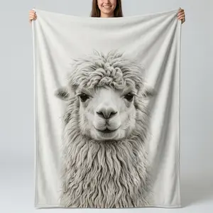 SLEEPWISH Cozy Digital Print Fleece Sleep Throw with Fluffy Alpaca Design, Lightweight for Bed & Couch, Ideal Gift for Alpaca Lovers, Sleep Throws