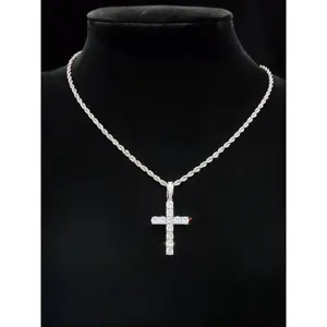 Rhinestone Cross Twist Chain Pendant Necklace for Men & Women, Cross Chain Design, 1 Piece Hip Hop Jewelry for Party, Daily Clothing Decor, Trendy All-match Jewelry for Birthday Gift, Exquisite Jewelry Gift