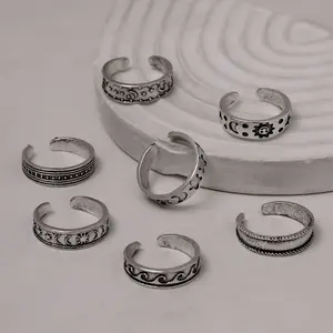 7 Pcs Vintage Sun Moon Star Open Ring Set, Silver Boho Stackable Rings, Hypoallergenic Celestial Jewelry for Women