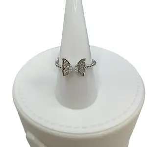 925 sterling silver ring # 9 cubic zirconia stones Italian silver (( anillo de plata Italiana talla # 9 plata Italiana ata calidad solido